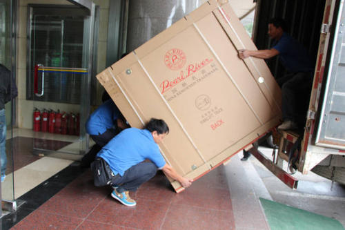 天峻钢琴贵重工艺品无忧运